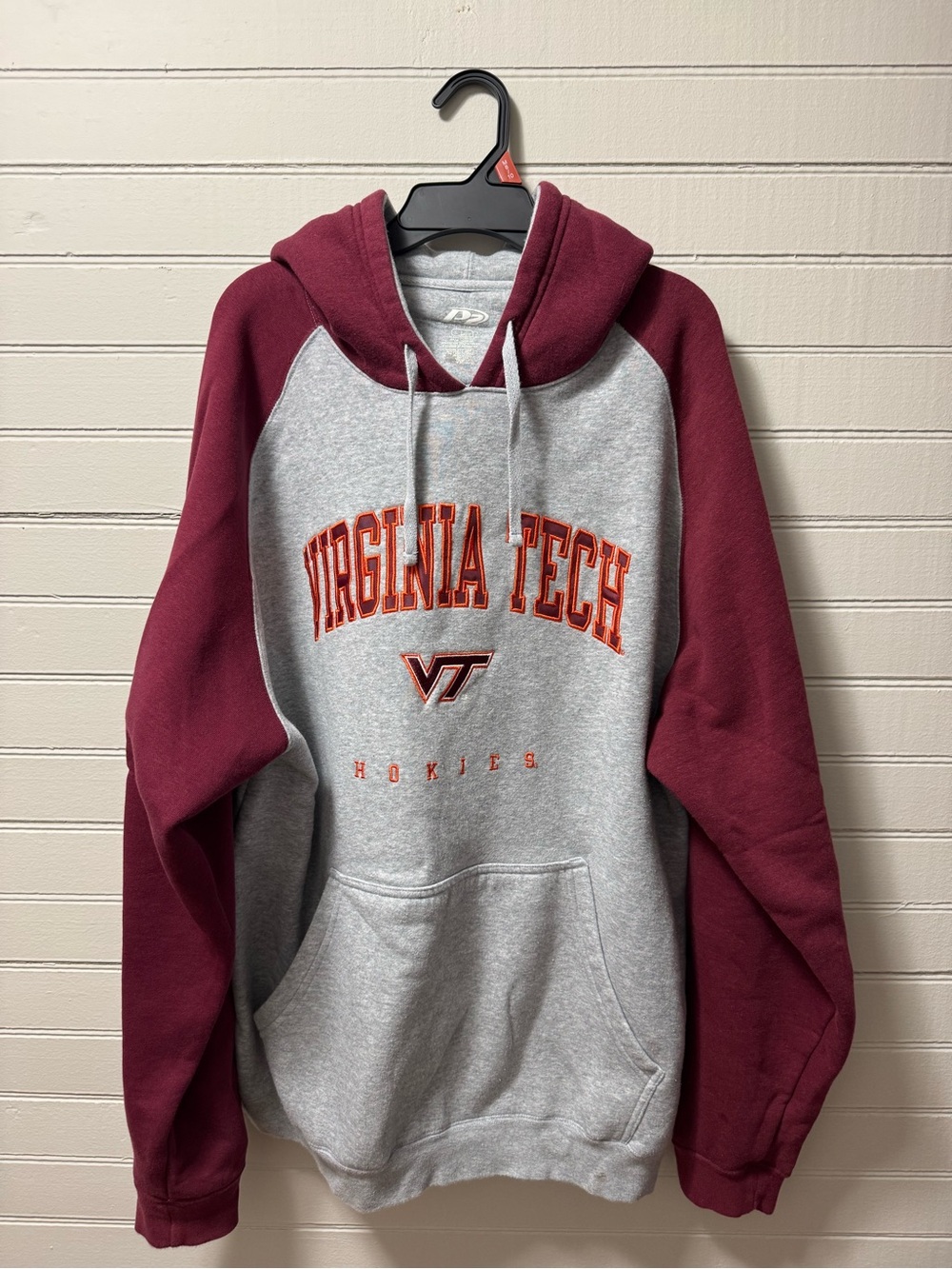 Men’s large Virginia Tech Maroon & Gray Pullover Hoodie